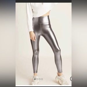 Knix legging in titanium